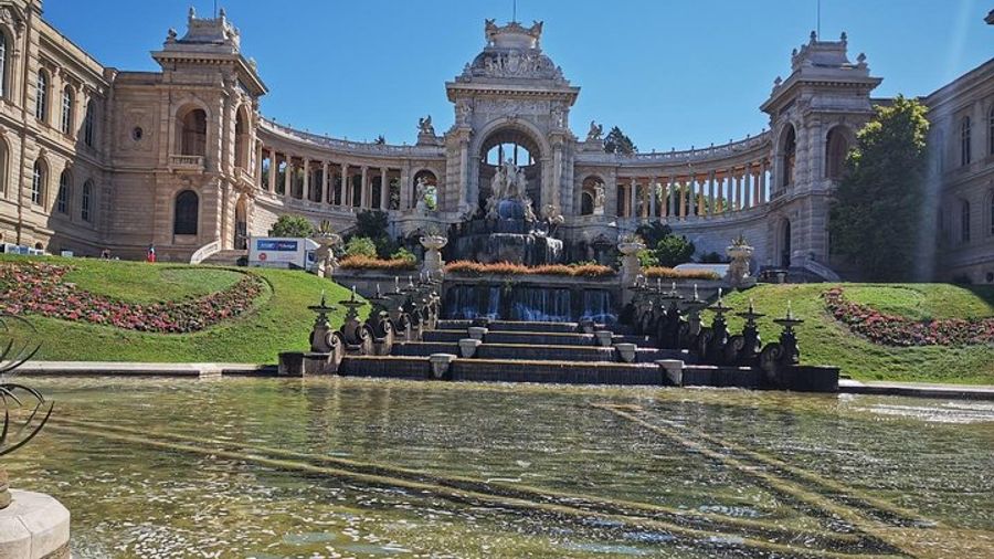 Marseille Shore Excursion: City Sightseeing Tour of Marseille