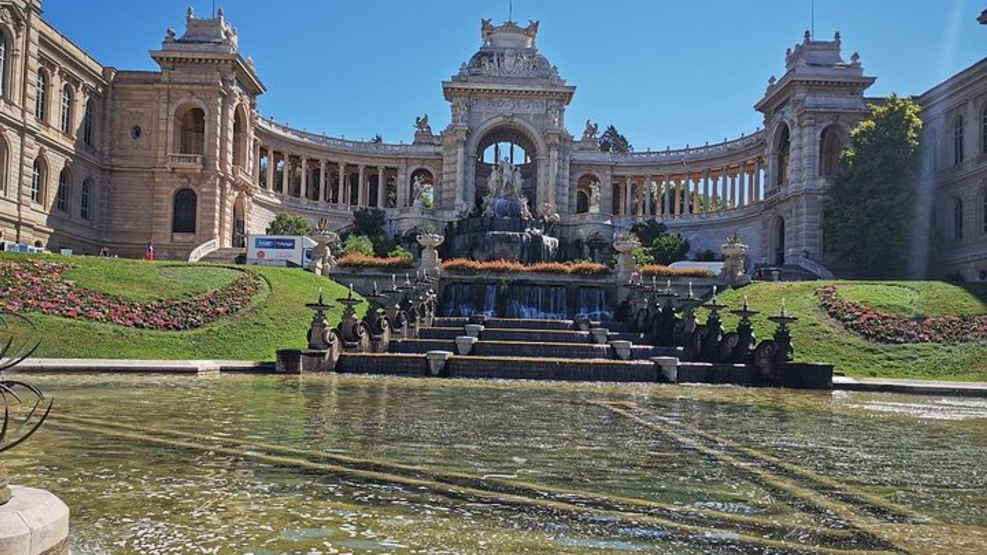 Marseille Shore Excursion: City Sightseeing Tour of Marseille