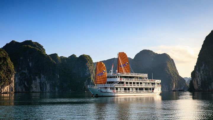Lan Ha Bay: 3-Day Vega Cruise With Cat Ba Island Trekking