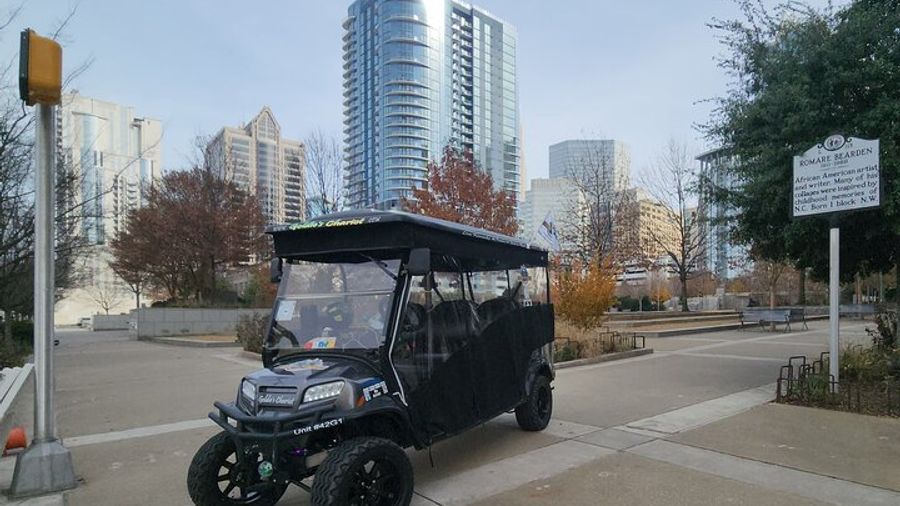 Charlotte: Small-Group Street Art and Murals Golf Cart Tour