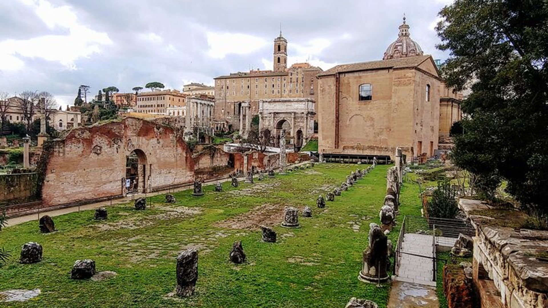 Rom: Kolosseumsführung mit Forum Romanum und Palatin