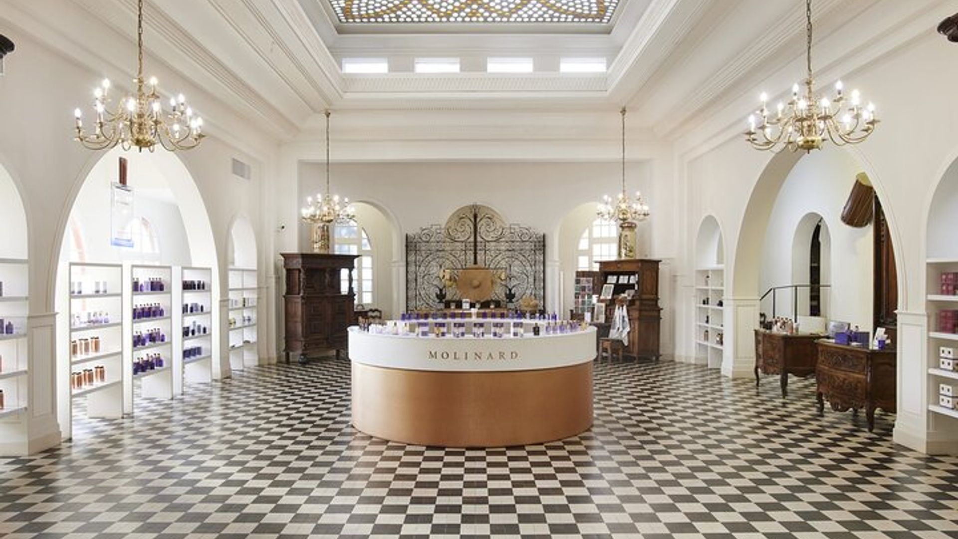 Grasse : visite et atelier de fabrication du parfum Molinard