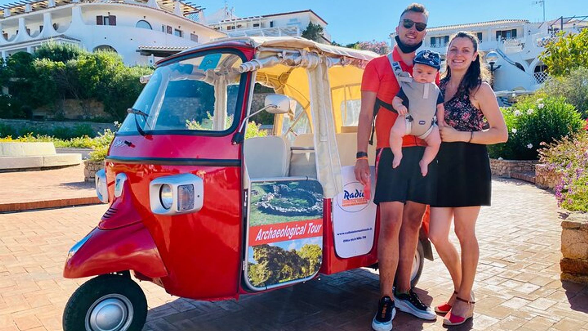 Olbia: Complete City Tour in Tuk-Tuk