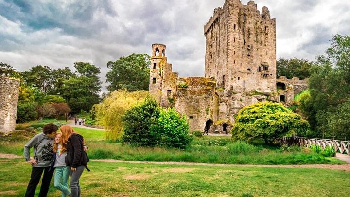 Rock of Cashel, Cork, Blarney Castle: Guided Tour from Dublin