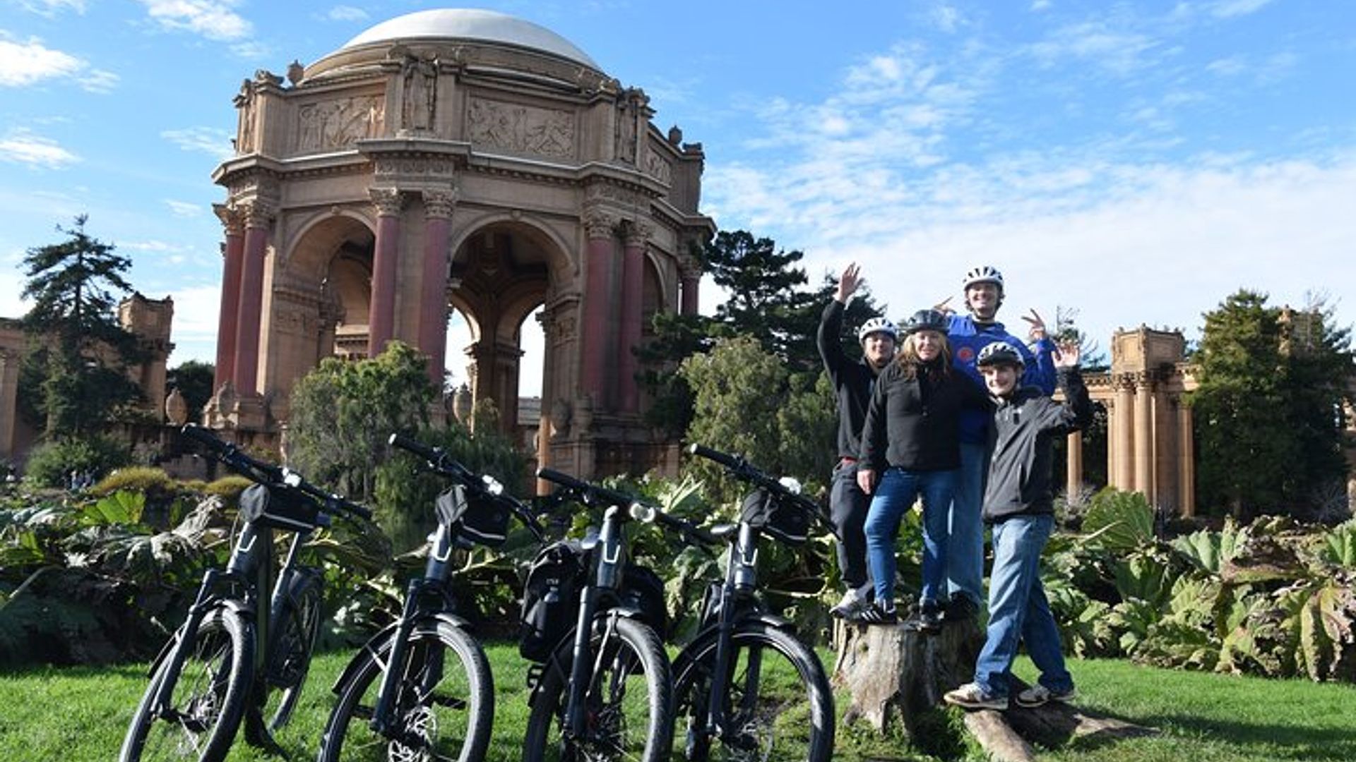 Golden Gate Bridge To Sausalito E-Bike Tour image 2