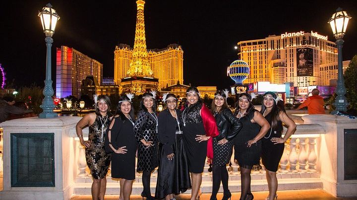 Las Vegas Strip by Limo with Personal Photographer, Champagne