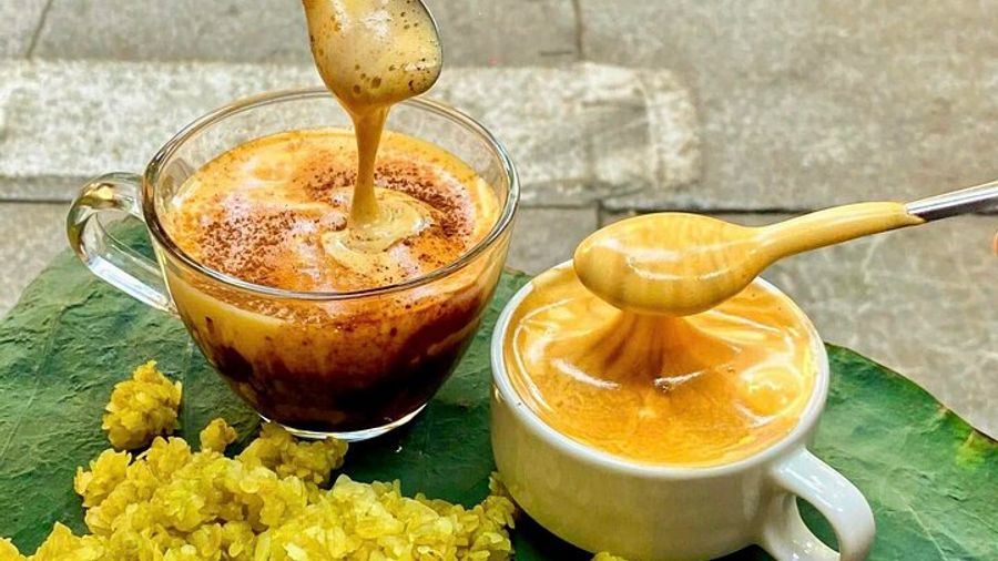 (HOT) Hanoi Guided Street Food and Train Street Tour with Local