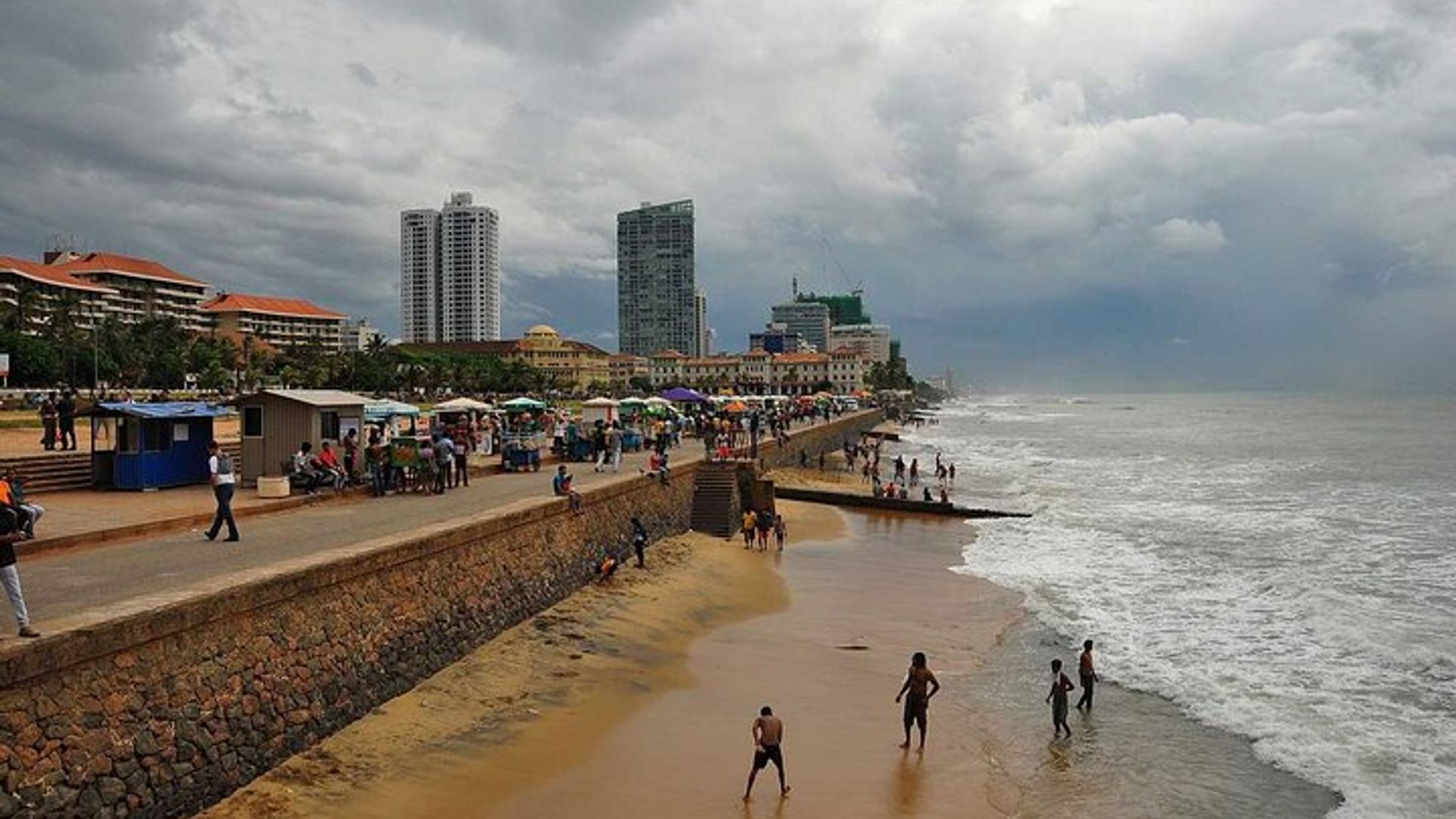 Private Colombo City Tour By Allion Car with English Speaking Driver