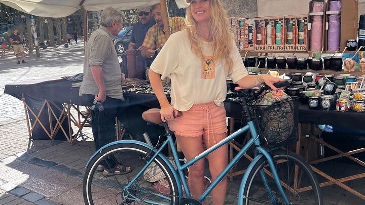 Montevideo Small Group Bike or E-Bike Tour With picnic
