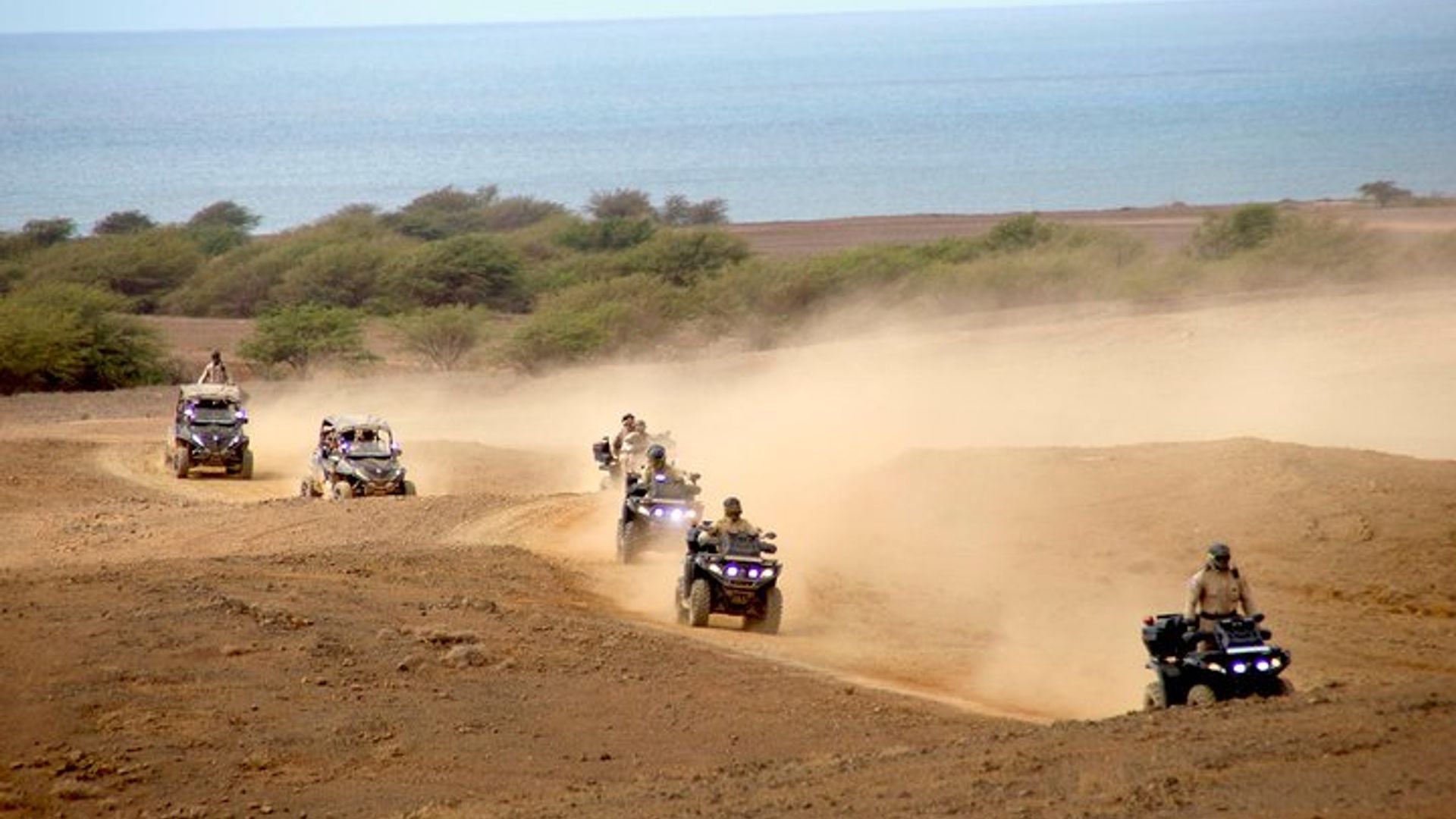 Tour privado en quad 4x4 de Santa María