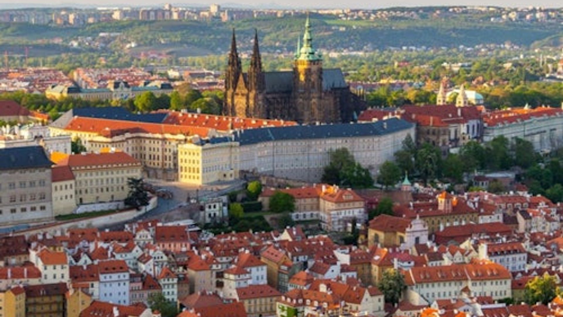 Prague Castle: Entry Ticket + Guided Tour