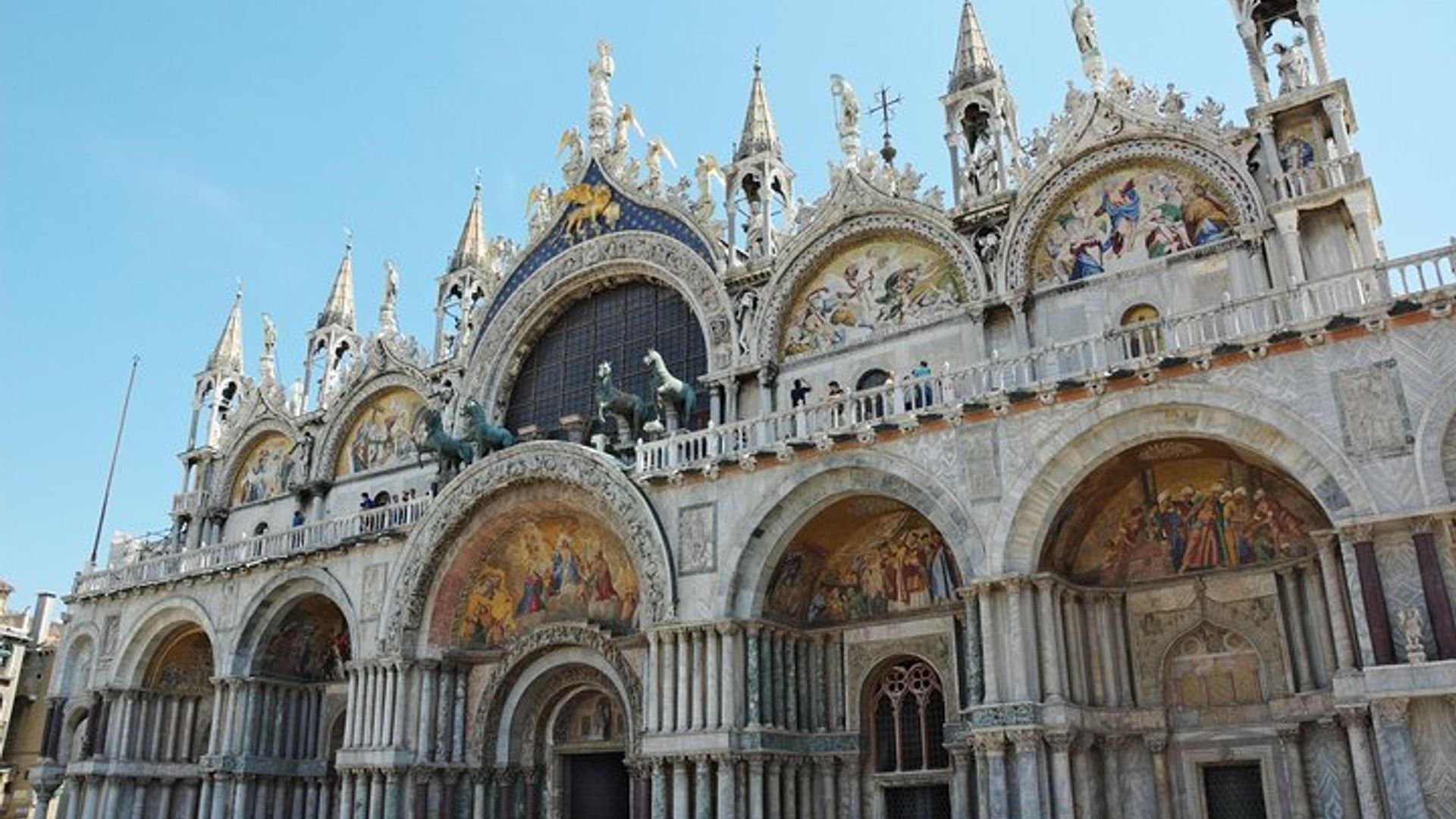 St. Mark's Basilica Guided Tour with Skip-the-Line Entry