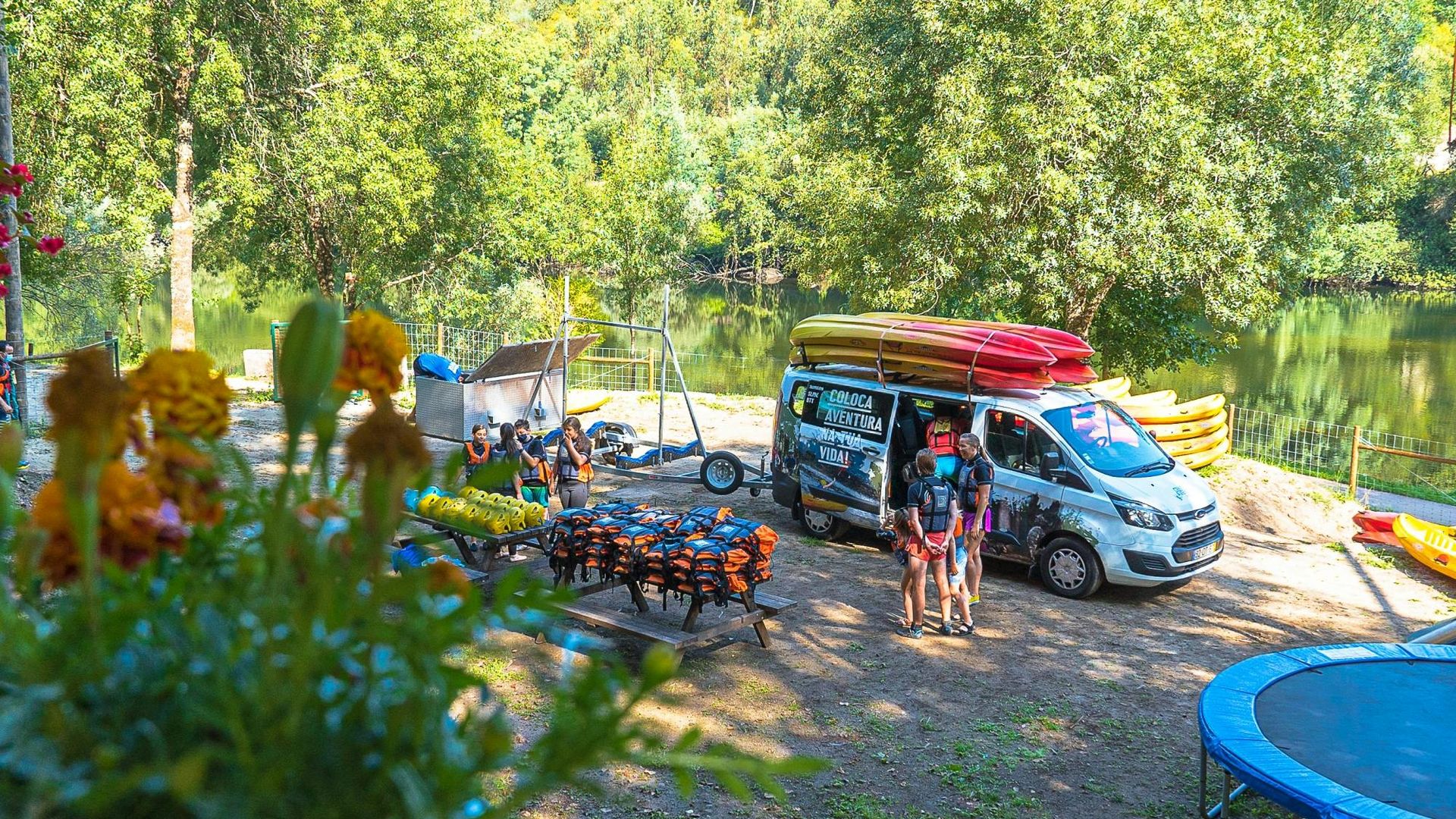 Private outdoor adventure in Bravaes