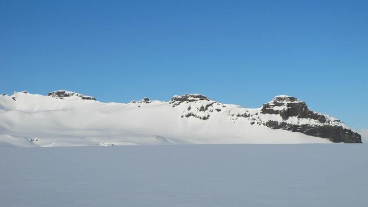 Snowmobile tour on Vatnajökull Glacier