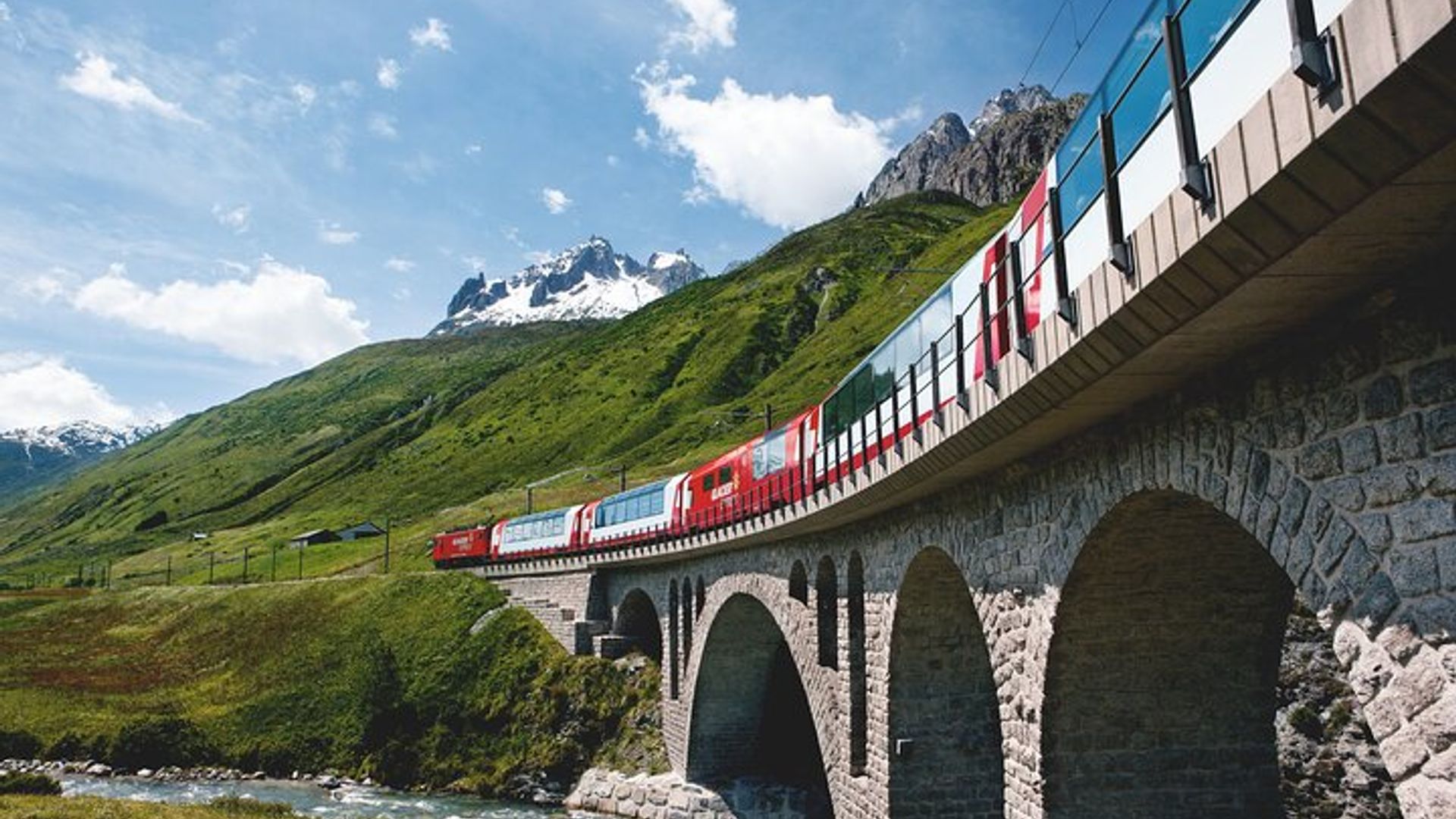 Bâle : Glacier Express en petit groupe, Alpes suisses, Tour de Lucerne