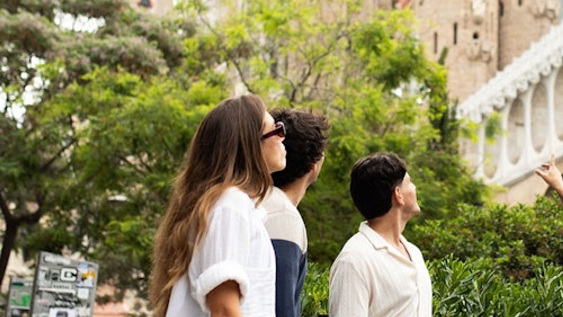 Barcelona: Guided Tour + Park Güell & Sagrada Familia Skip The Line Ticket