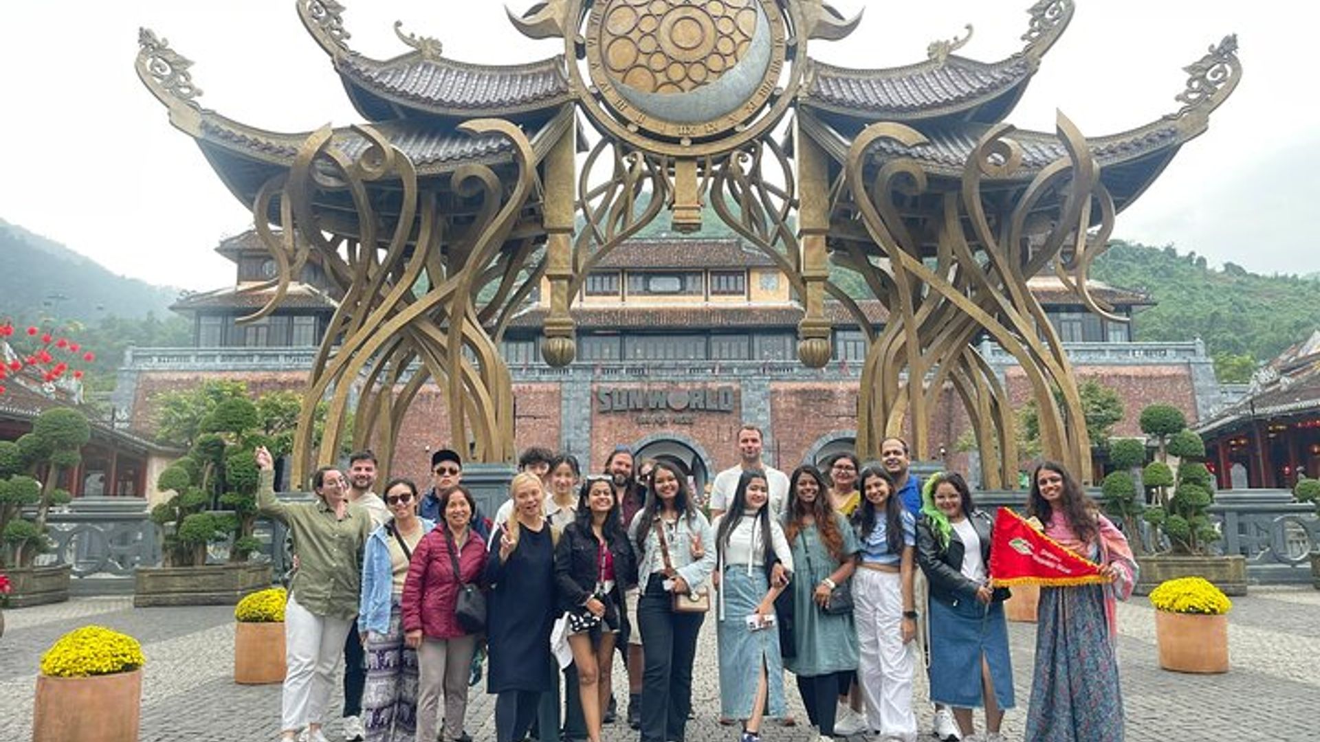 Golden Hand Bridge and Ba Na Hills Full-Day Small-Group Tour