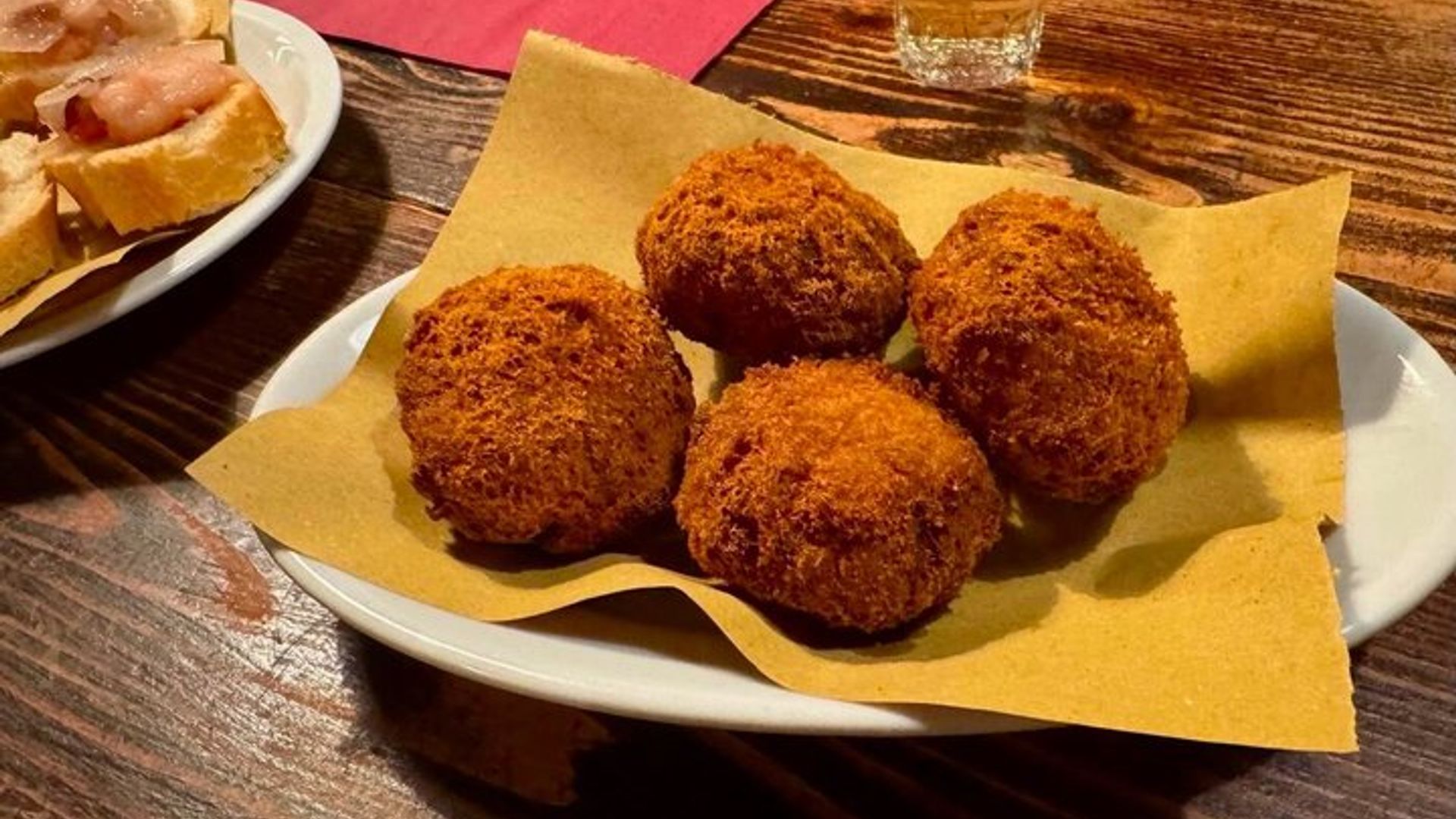 Venice food and wine tour - eat and drink like a local