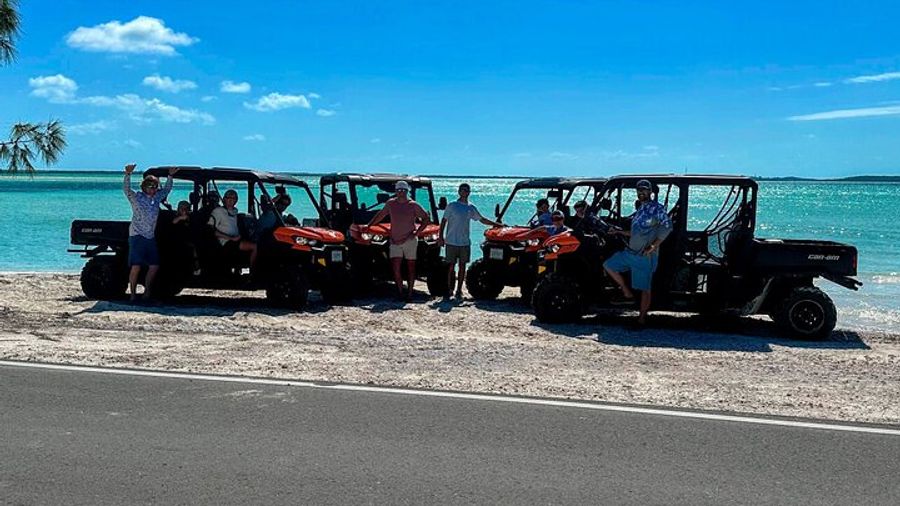 Nassau Jeep Sightseeing Tour With Bahamian Lunch