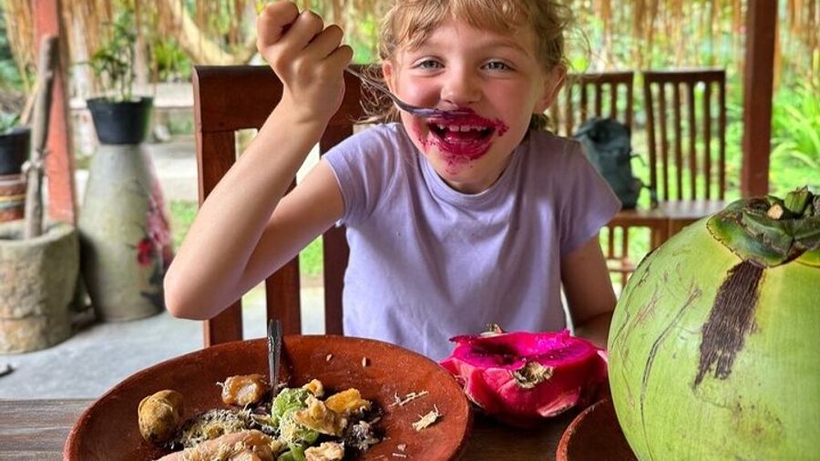 Ubud Traditional Balinese Cooking Class and Meal in Local Home