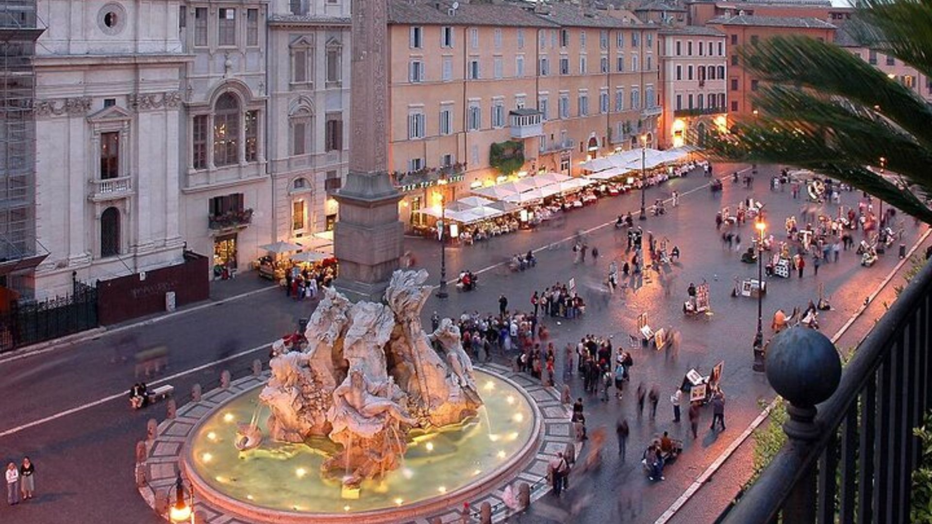 Rome Night Tour with Trevi Fountain, Navona, Spanish Steps