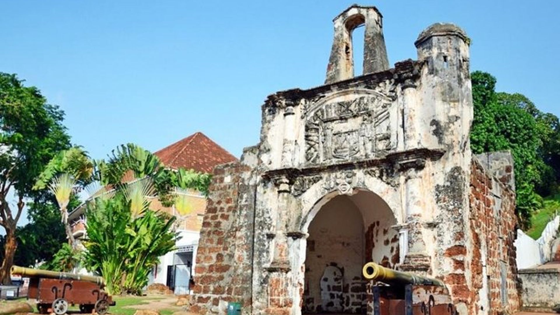 Kuala Lumpur City to Malacca City Hotels 1-way Transfer