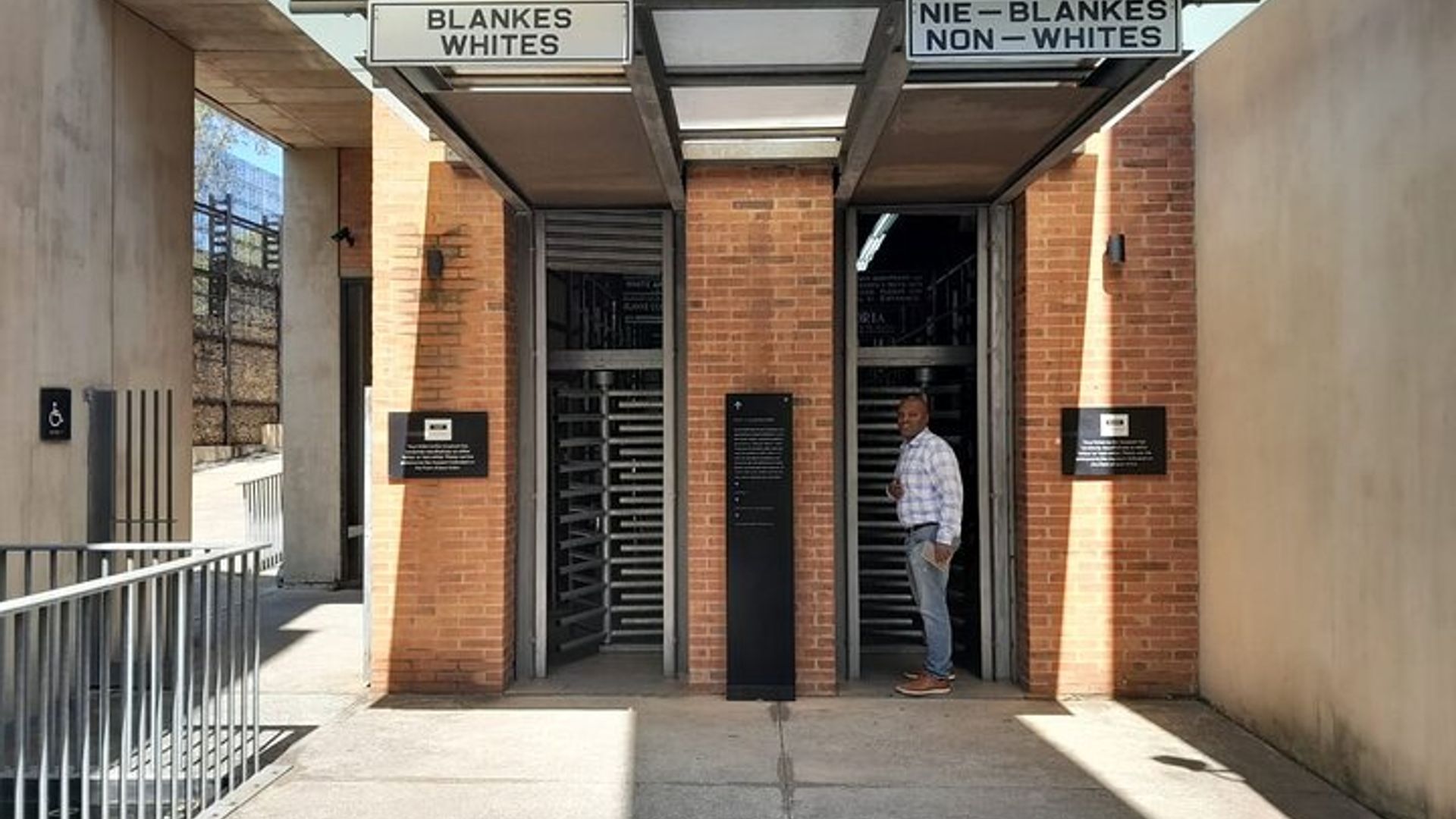 Soweto and Apartheid Museum day Tour