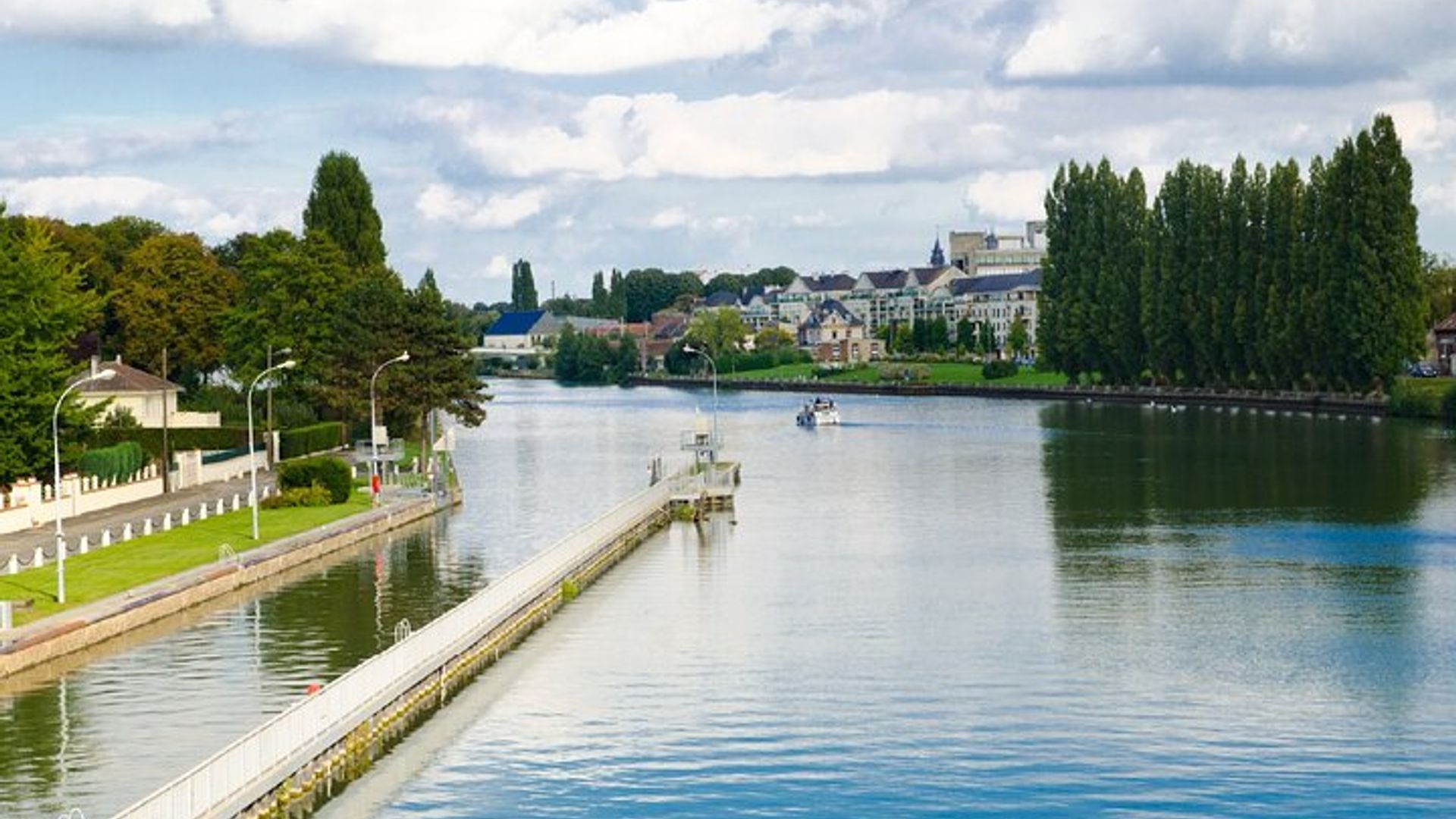 Compiègne Audio guided walking tour 1h50 and 17 reviews