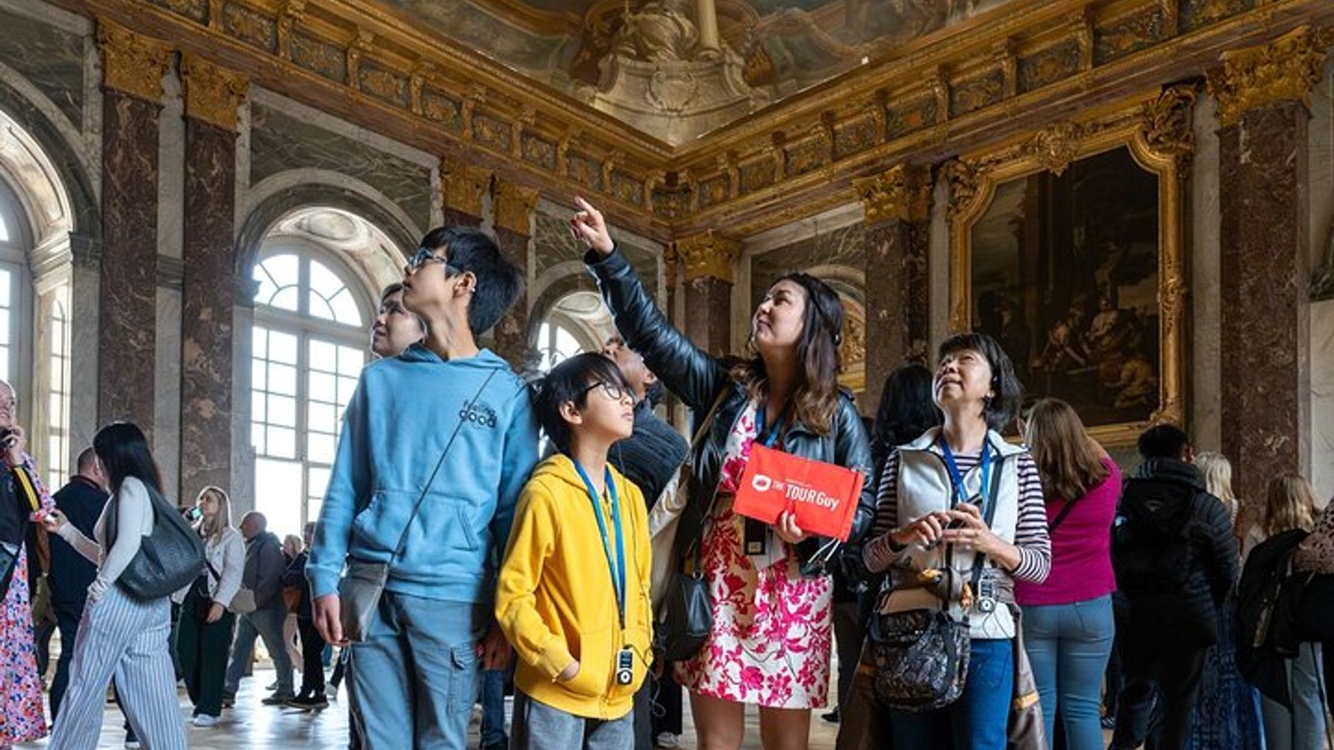 Paris : Visite guidée du château de Versailles avec accès au jardin