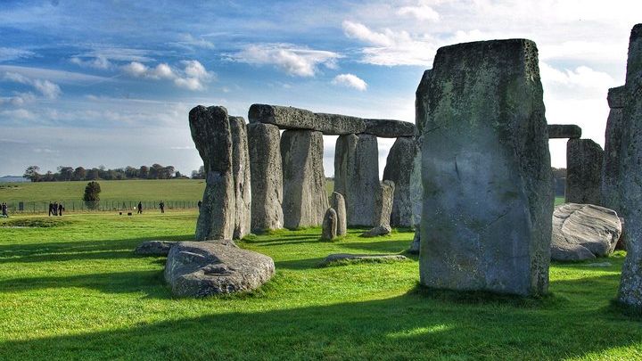 Bath and Stonehenge Guided Tour From Cambridge