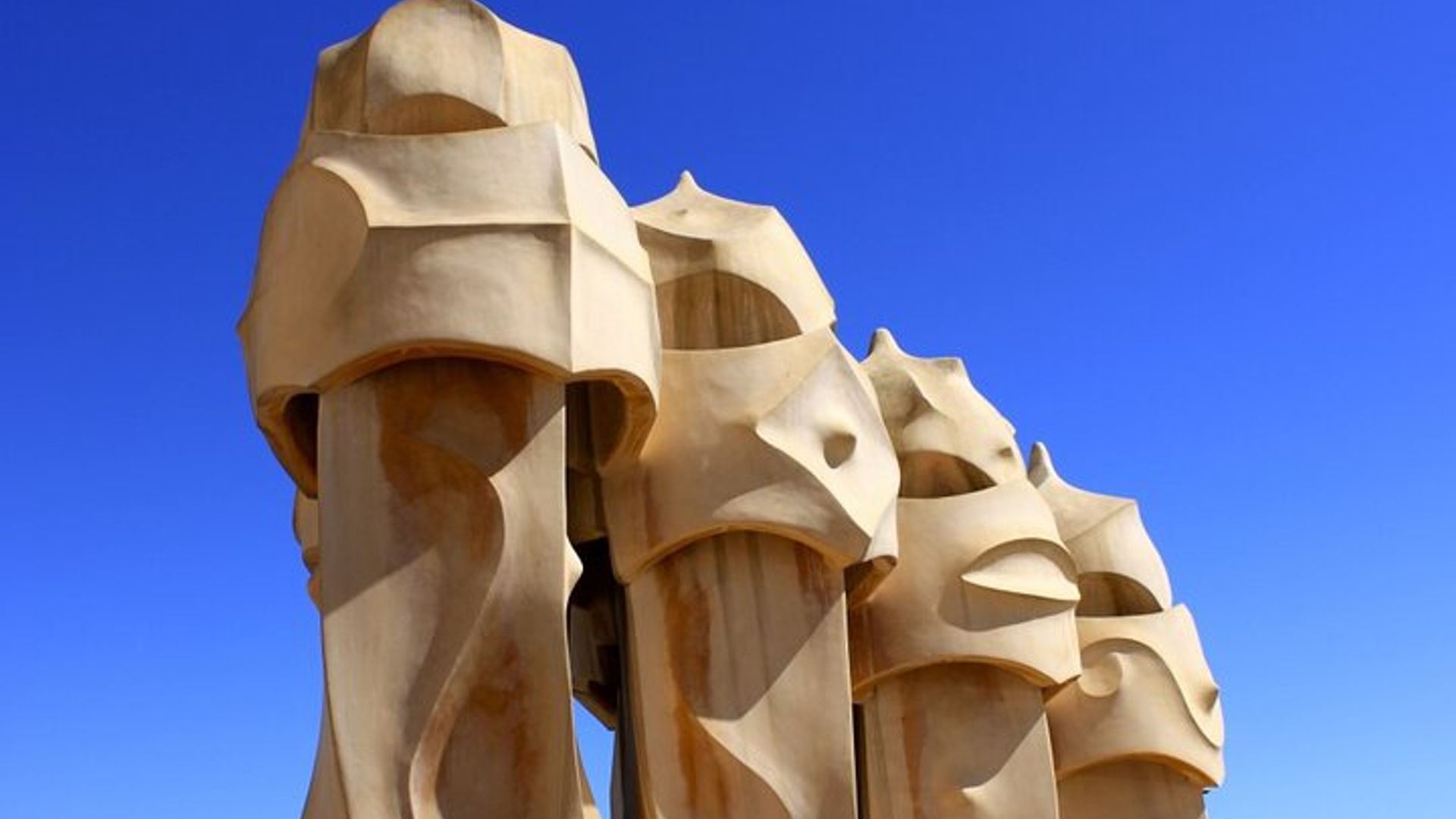Private tour of Artistic Barcelona with a local