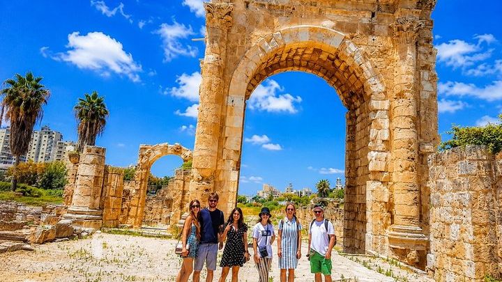 Tyre, Sidon, and Maghdouche Guided Small-Group Tour with Lunch