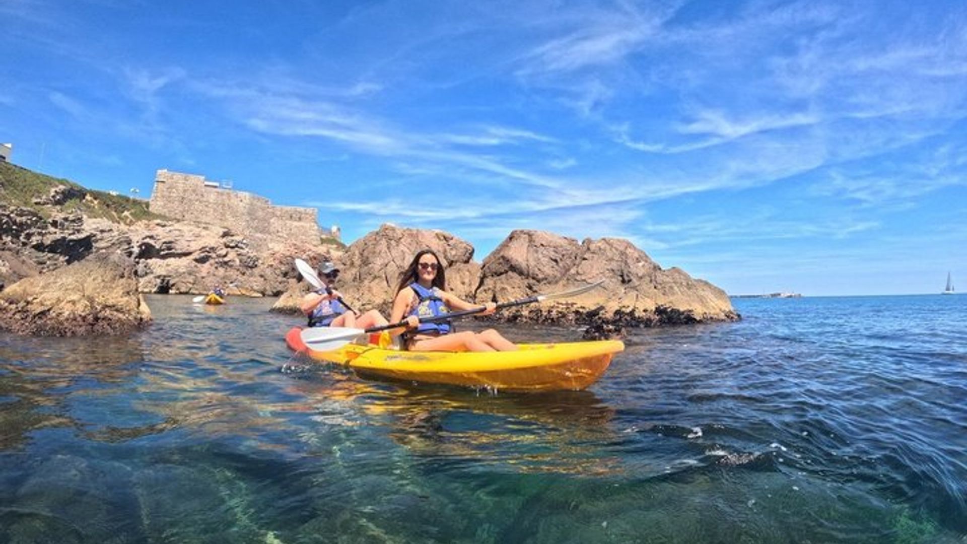 Buchten von Sète 3-stündige Seekajak-Exkursion