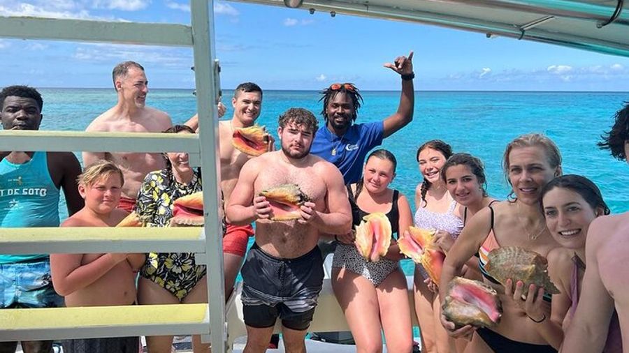 Provo Cays Boat Trip with Lunch