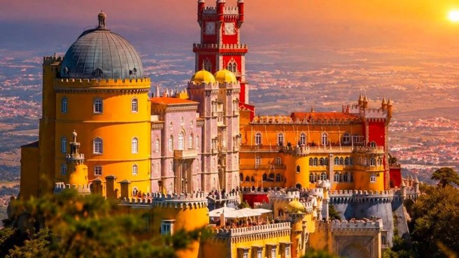 Lisbon Small-Group Sintra, Pena Palace, Roca, Cascais Tour