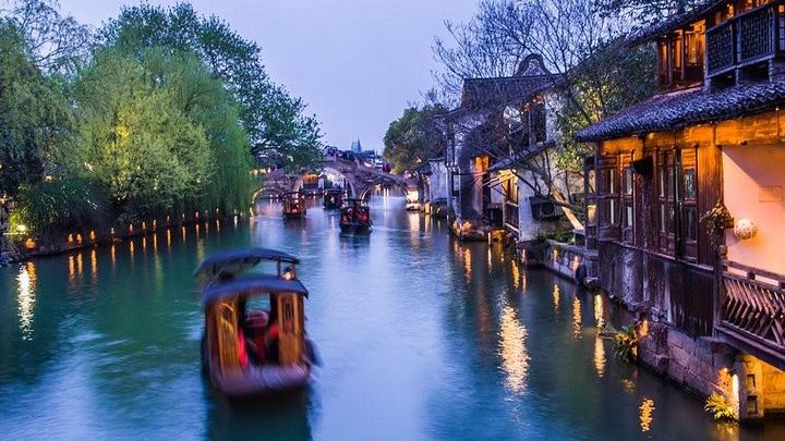 Zhujiajiao Water Town, Shanghai City Highlights Private Tour