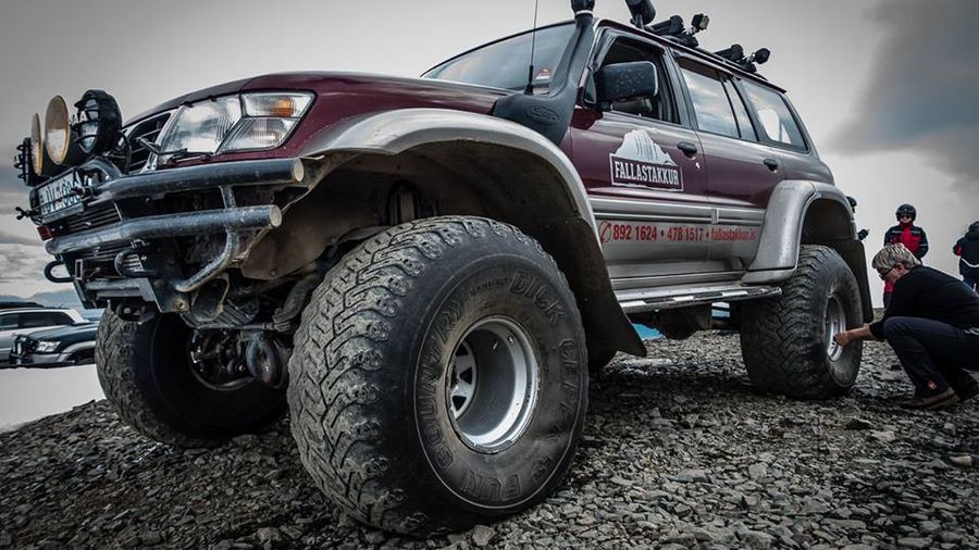 Super Jeep Glacier Tour