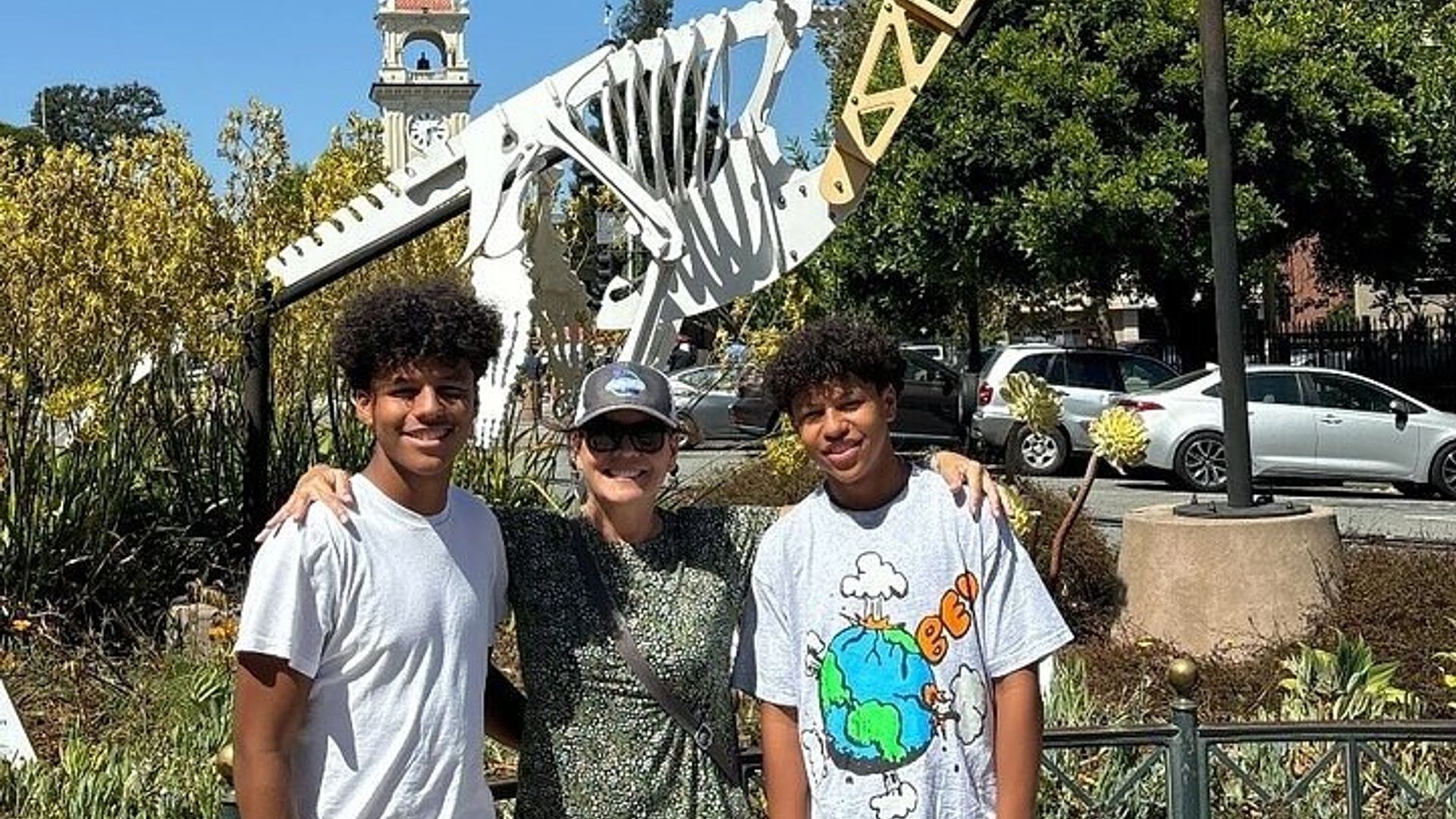 Santa Cruz Scavenger Hunt Walking Activity