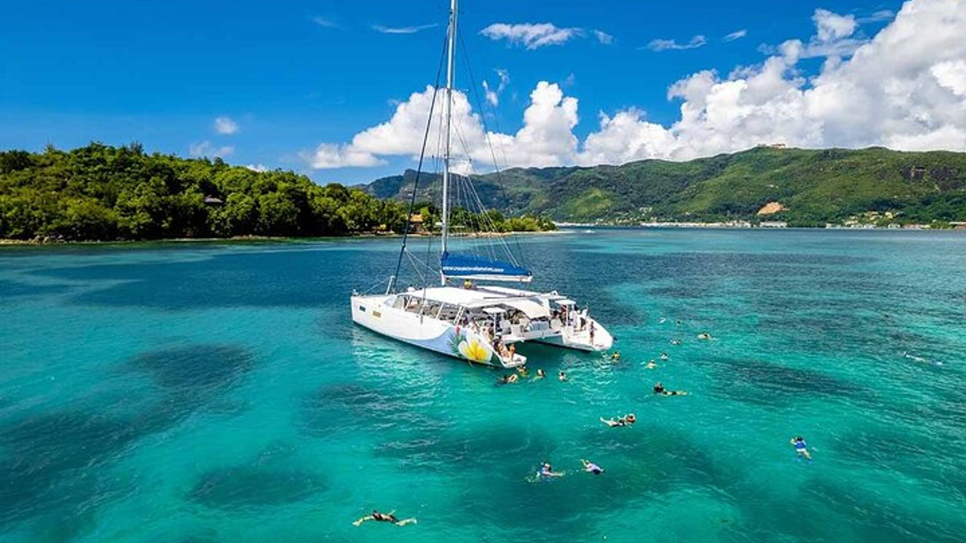 Mahe Full-Day Saint Anne Park, Moyenne Island Tour