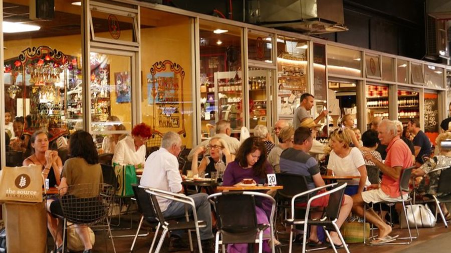 Small-Group Adelaide Central Market Early Breakfast Tour