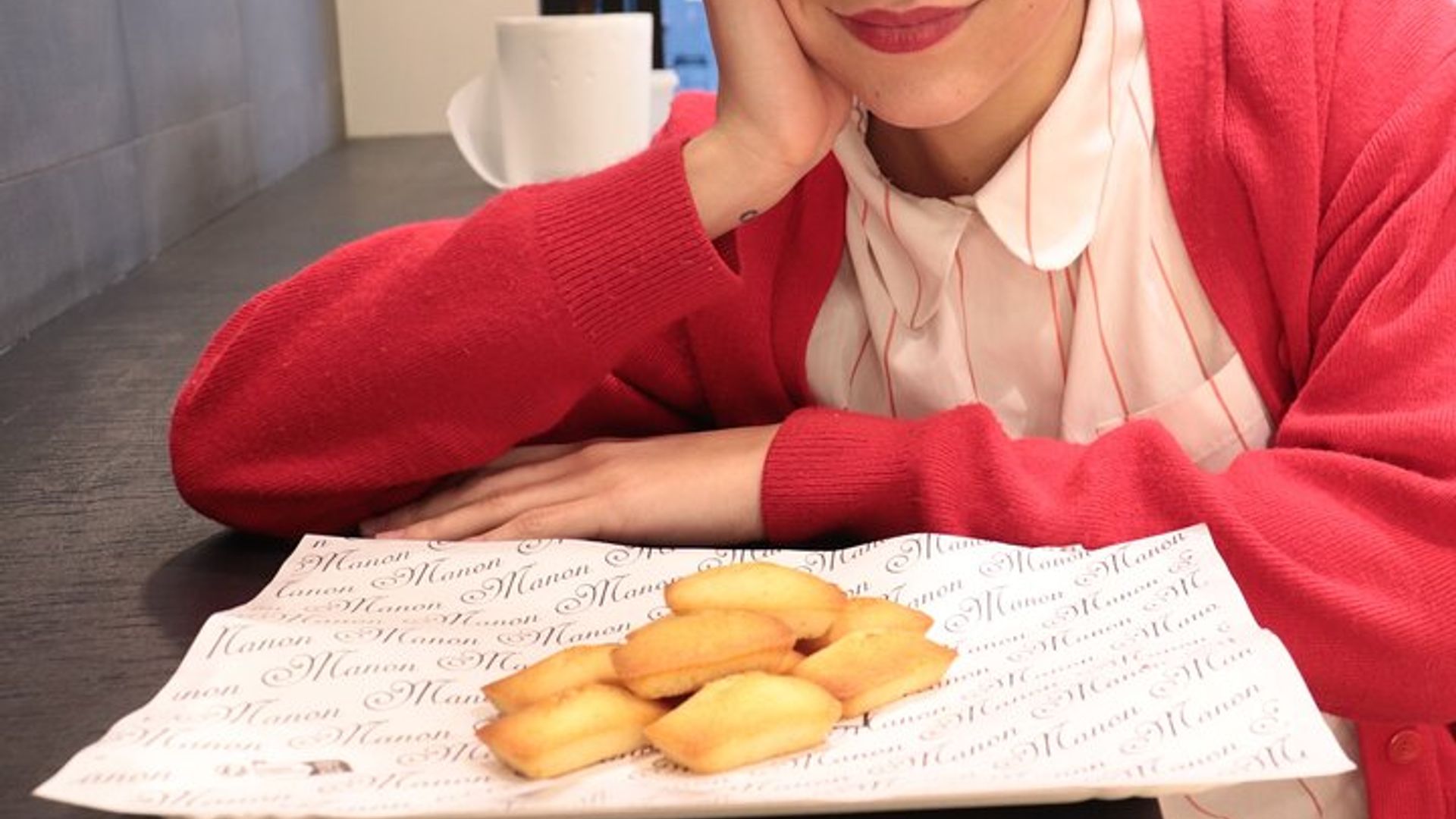 Clase de panadería para grupos pequeños de París : Hacer baguettes y pasteles