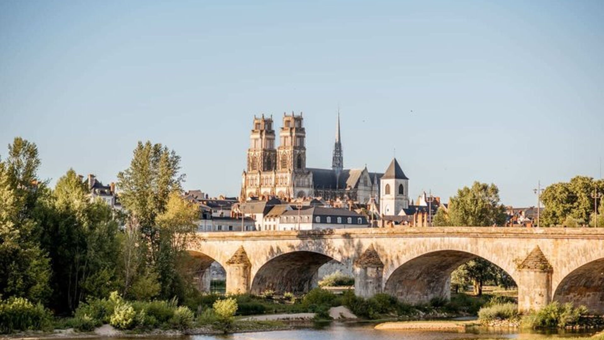Hallo Orléans : Private 2 - Stunden Intro Stadtrundgang mit Ortskundiger Reiseleiter
