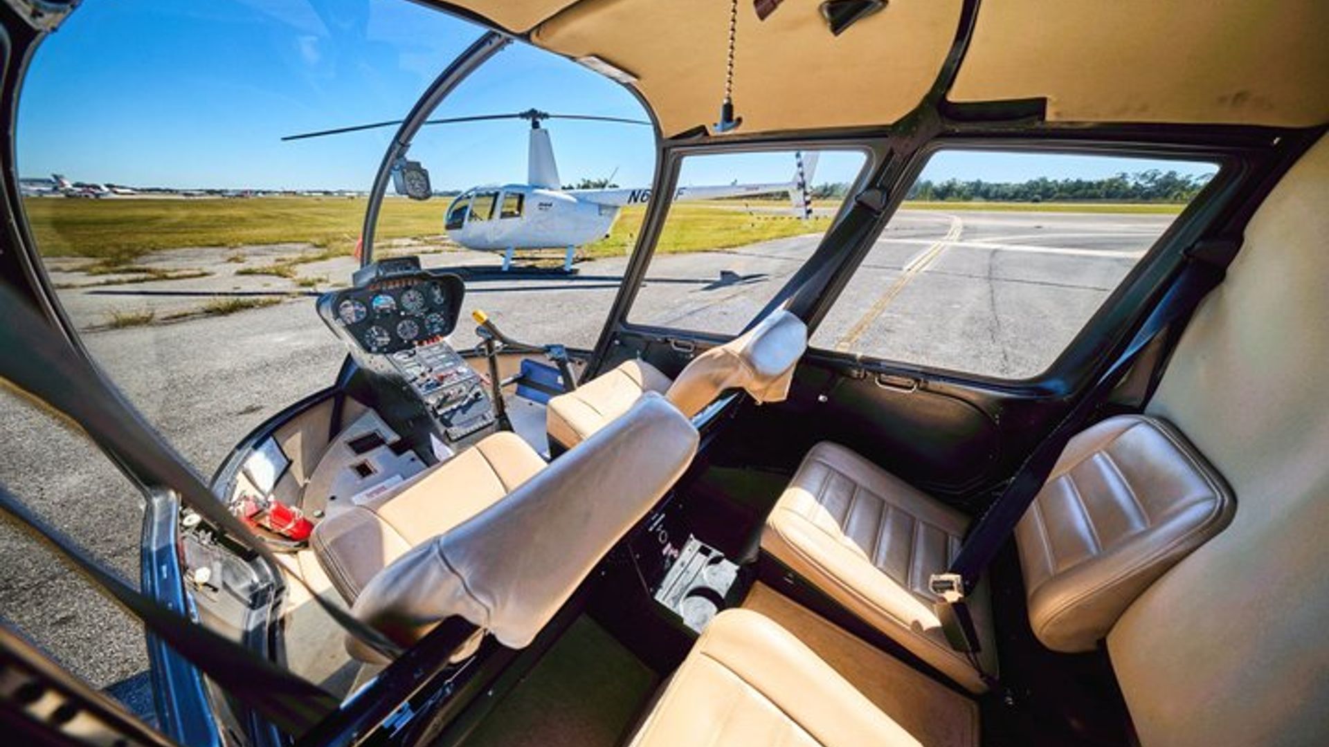 Tour en helicóptero de 31 millas por todos los parques temáticos