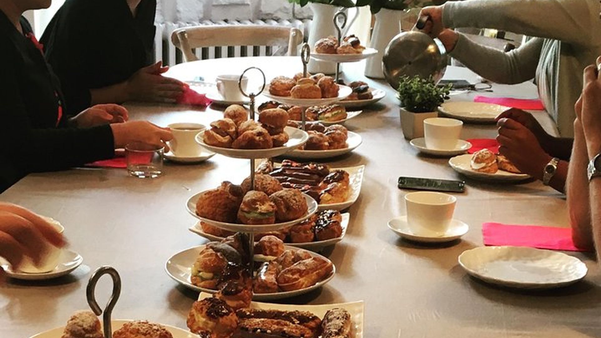 Paris: Chocolate Eclairs, Cream Puffs Small-Group Baking Class