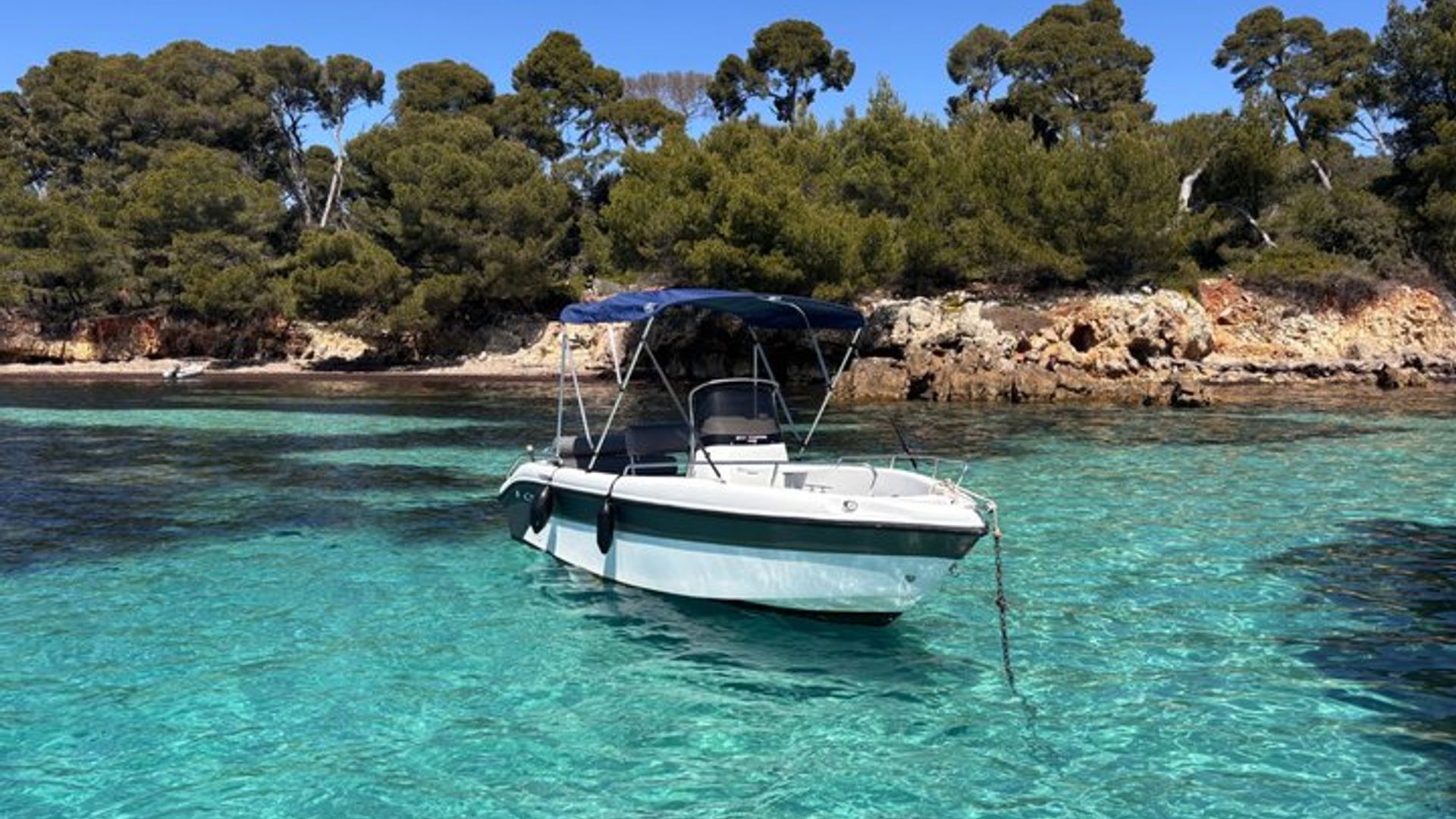 balade en bateau sans permis aux Îles aux Lérins