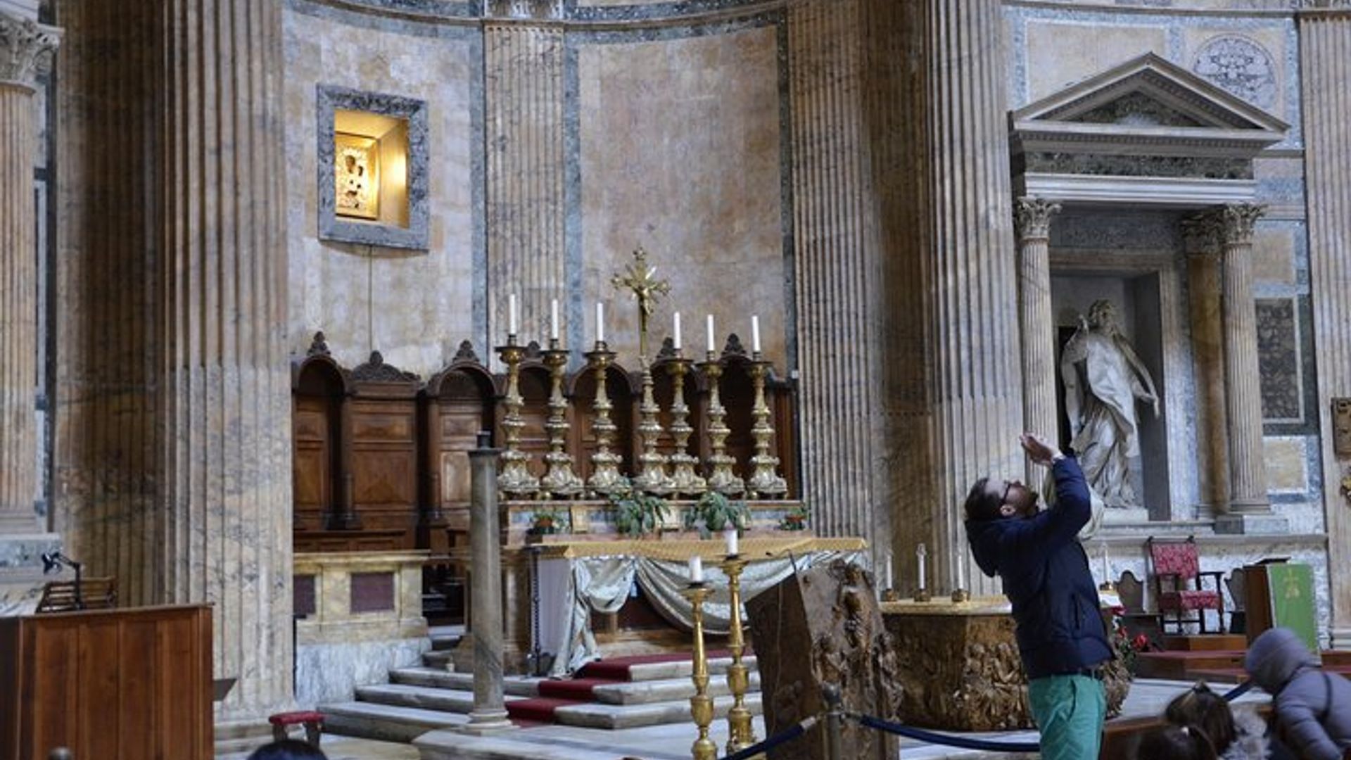 Pantheon Elite Tour