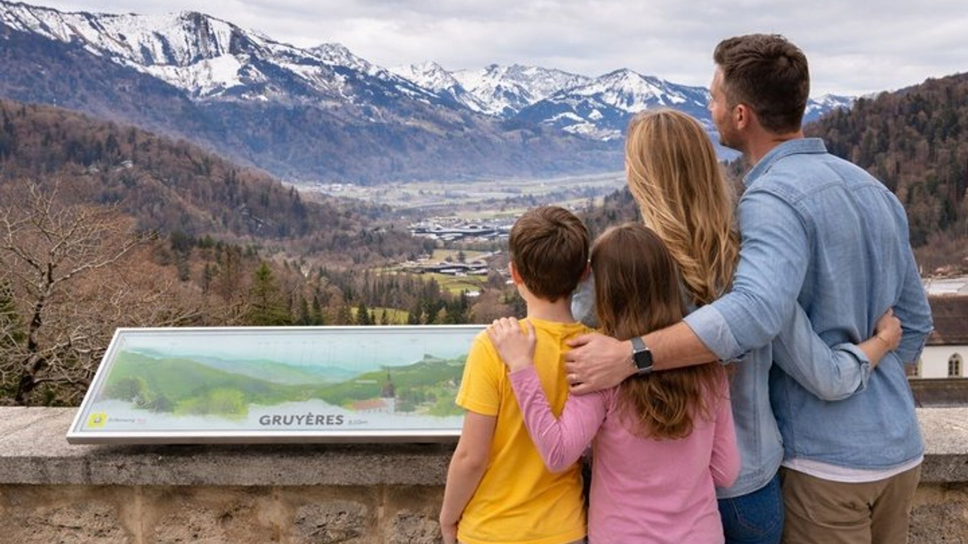Excursion d'une journée privée de dégustation de fromages et chocolats gruyères au départ de Genève
