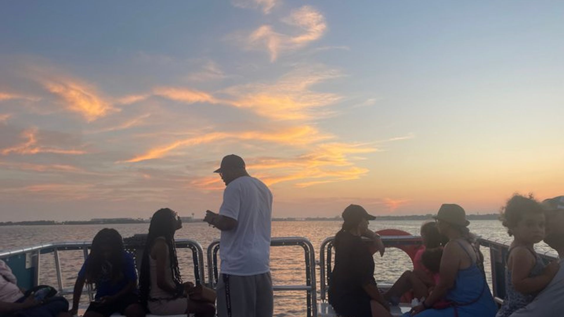 Destin Sunset Dolphin Spotting Cruise