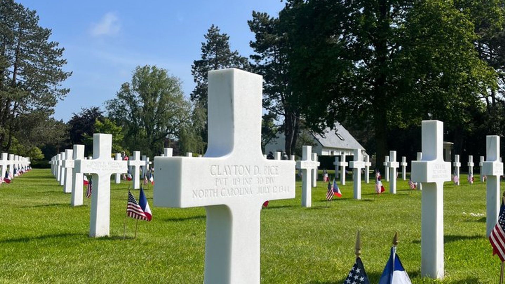 UNESCO DDay Tour Omaha Beach Pointe du Hoc American Cemetery