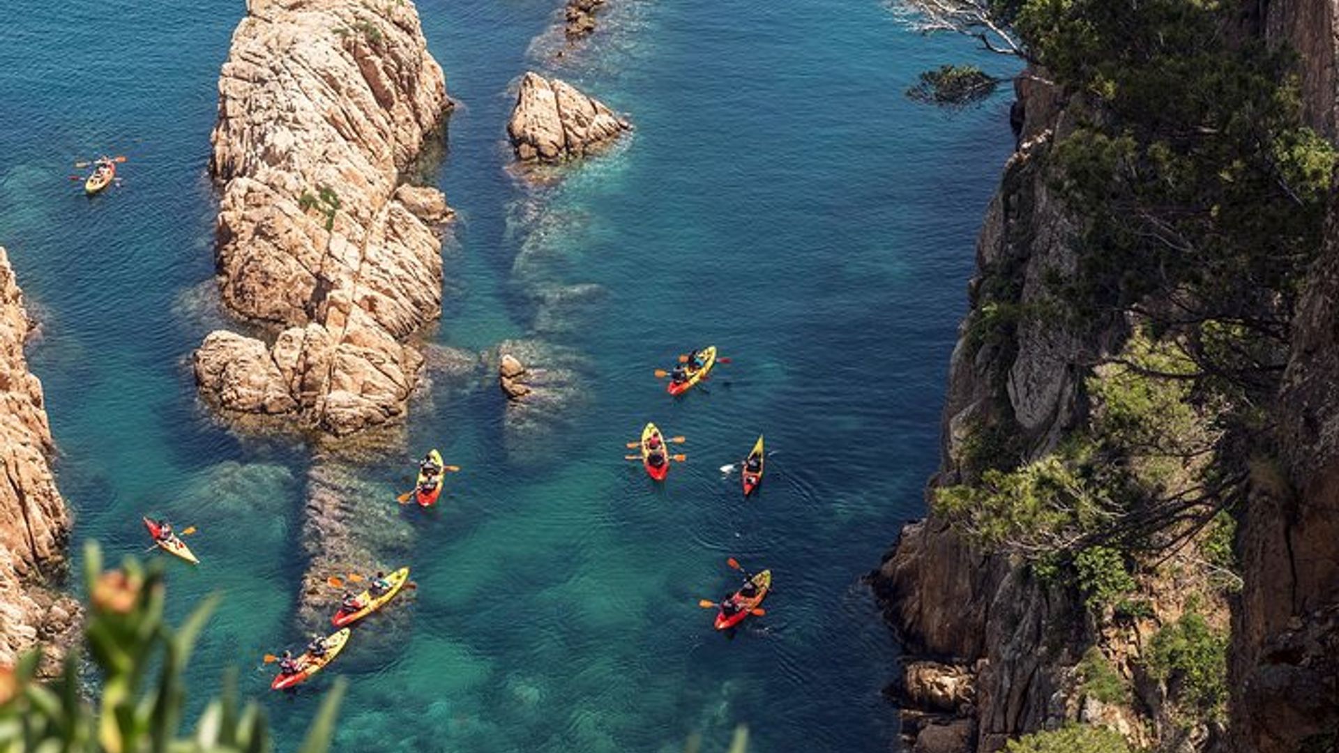 Tour di un giorno in kayak e snorkeling nella Costa Brava da Barcellona